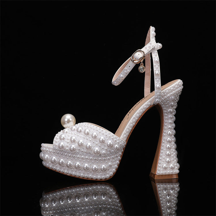 Women's Sandals.
