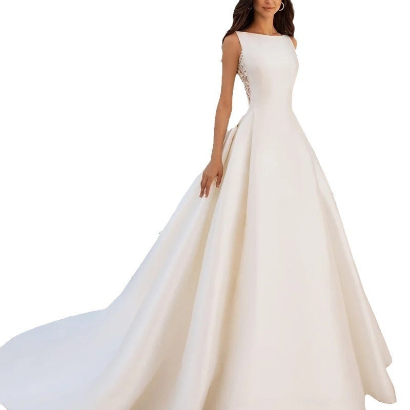 Vestido de novia francés retro con encaje y textura avanzada, de satén, ajustado, sencillo y elegante.