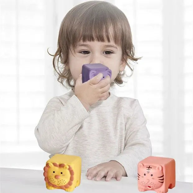 Bébé de Bande Dessinée Doux Colle Relief Blocs de Construction Peuvent Mordre Dents Colle Jouets