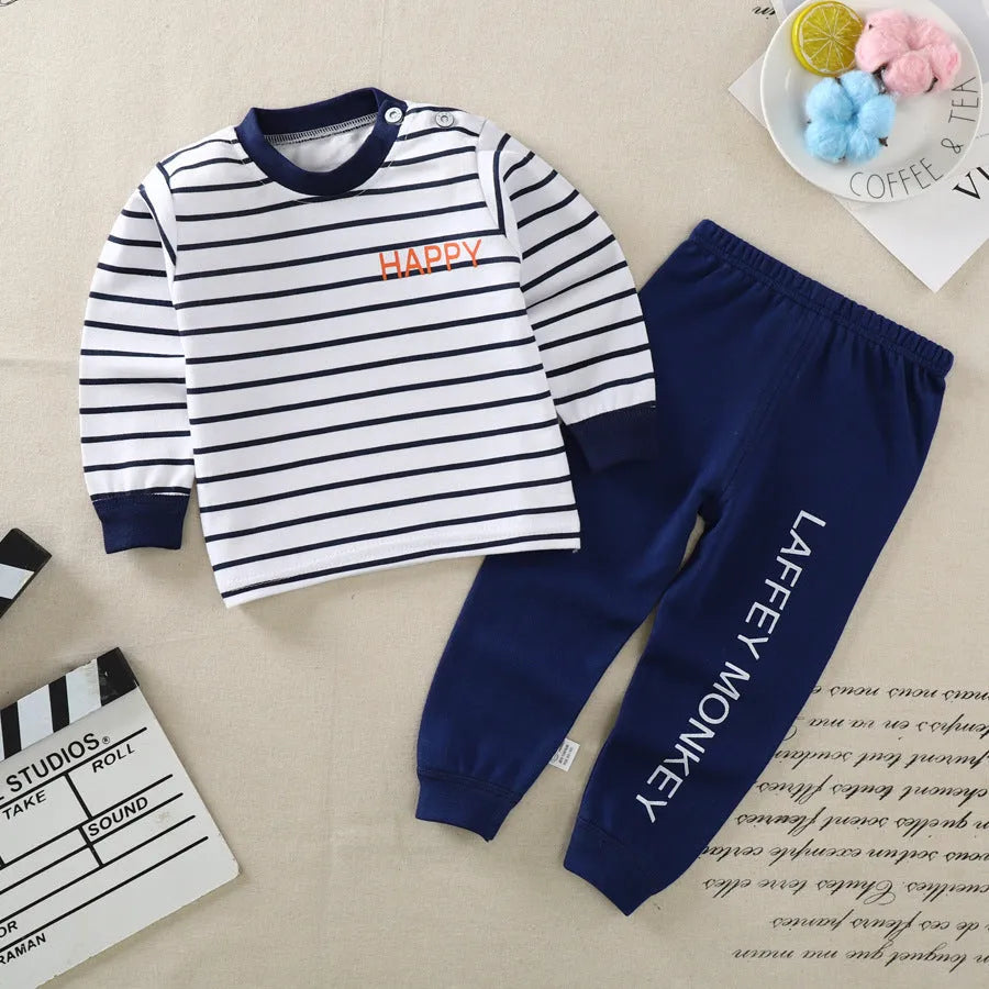 Enfants de Vêtements Et Enfants de Sous-Vêtements Mis En Pur Coton