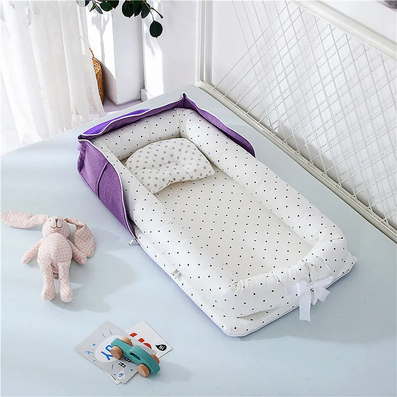 Lit bébé pliable,