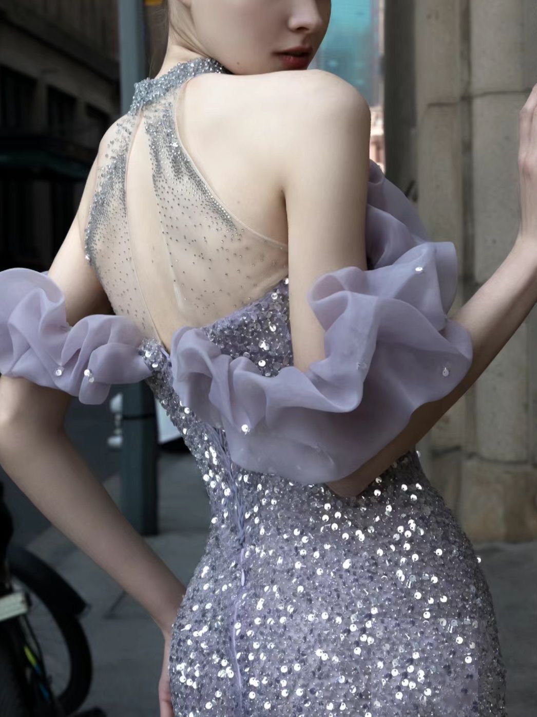 Vestido estilo halter con cuentas y diseño de cielo estrellado para la reunión anual de Purple Host, modelo de pasarela con cola de pez