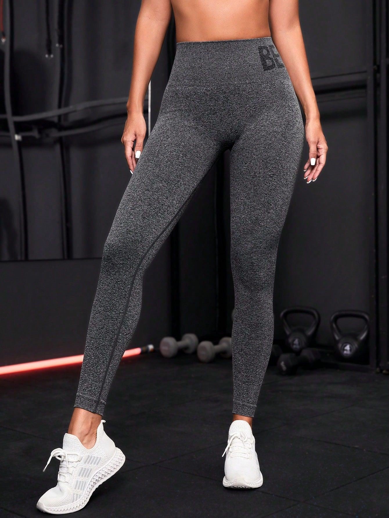 Pantalones de yoga ajustados de cintura alta con realce de cadera y letras sin costuras para mujer