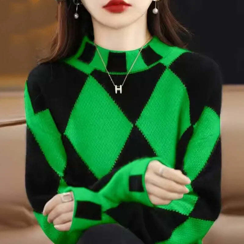 Suéter de cuello alto, camisa de fondo, nueva combinación de colores