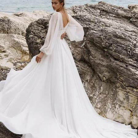 Vestido de novia europeo y americano de talle alto y talla grande con escote en V profundo, manga larga, espalda descubierta y abertura alta