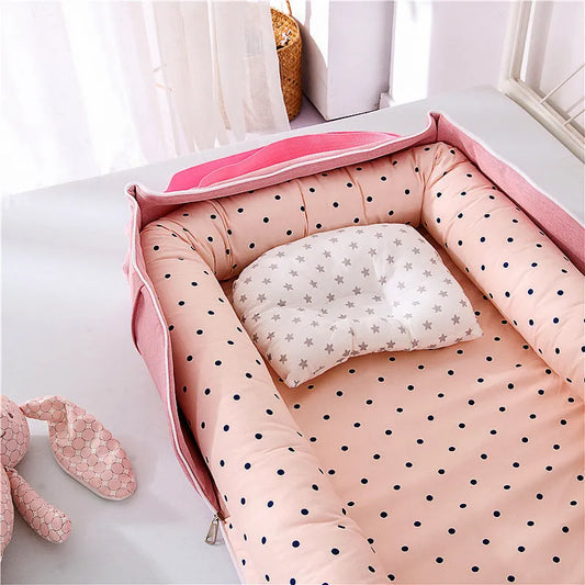Lit bébé pliable,