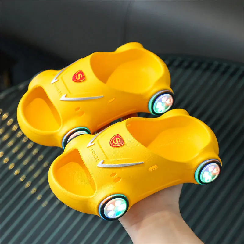 Sandales pour enfants, pantoufles lumineuses | sandales de voiture de dessin animé | sandales antidérapantes pour garçons filles | chaussures de plage d'été - Enfance-Heureuse