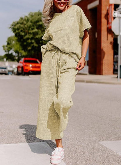 Solid Color Texture Casual Fashion Women's Wear Short-sleeved Trousers Two-piece Set - Enfance-Heureuse